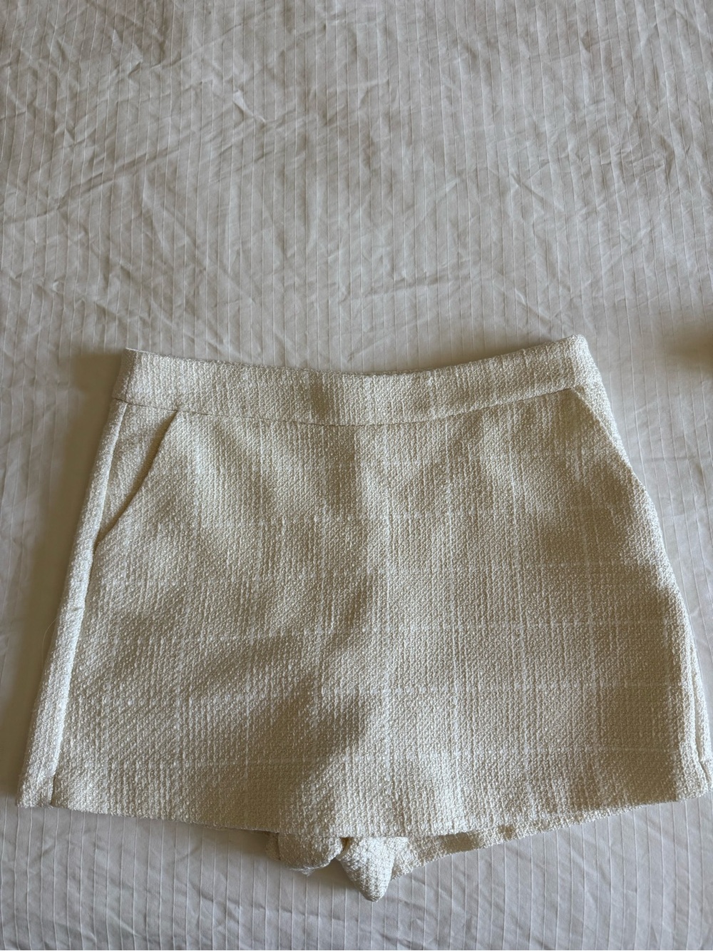 Zara Cream Textured Mini Skort